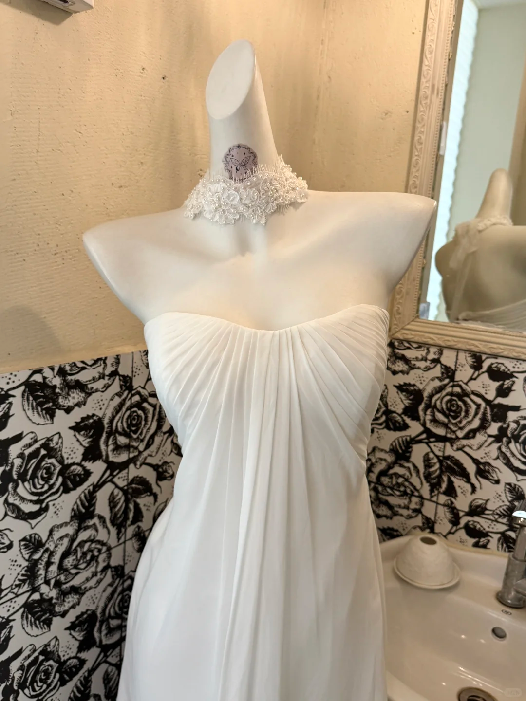 White Strapless High Waist Slimming Lightweight Romantic Dress, Wedding Gown gh7633