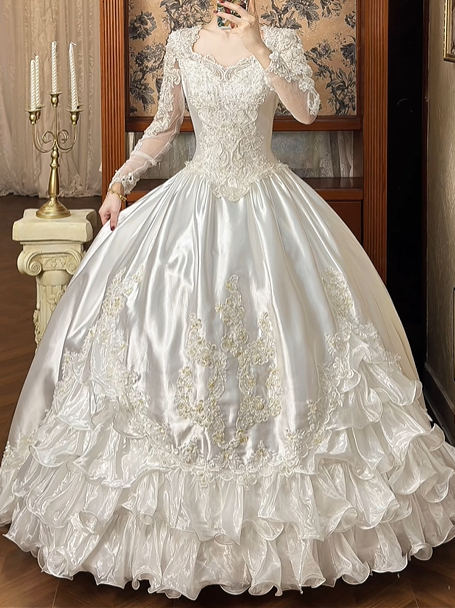White Vintage Satin Wedding Ball Gown, V‑Neck Sheer Lace Long Sleeves, Lace Beaded Appliqué Fitted Bodice, Multi‑Layer Ruffle Cake Skirt, Prom Dress gh8658