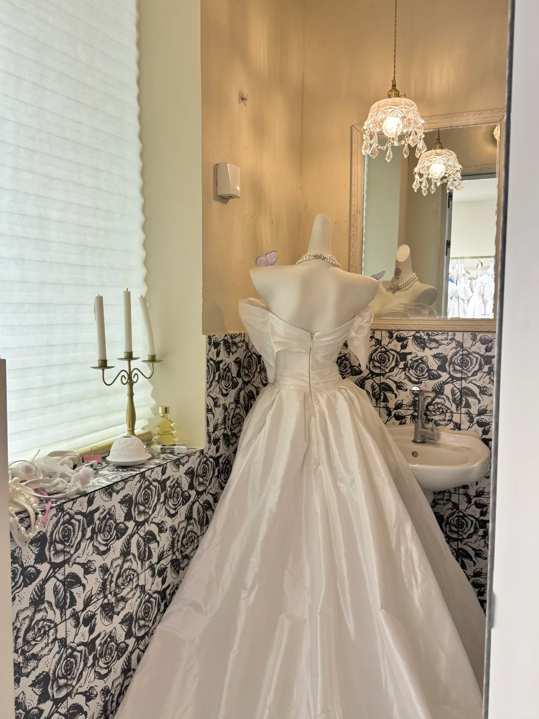 Ivory Strapless Waist-Cinched Full Flared Skirt Long Grand Romantic Dress, Wedding Gown gh7730
