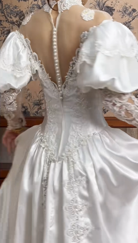 White Vintage Satin Wedding Gown, High Neck Tassel Lace Collar, Off‑the‑Shoulder Puff Sleeves With Sheer Lace Long Sleeves, Sweetheart Neck, Heavy Lace Appliqués Fitted Bodice, A‑Line Satin Long Train With Scalloped Lace Hem, Prom Dress gh8663