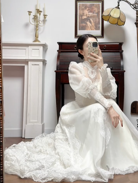 Ivory Vintage Lace High‑Neck Puff‑Lantern‑Sleeve Lace‑Appliqué Long Train Wedding Dress gh8775