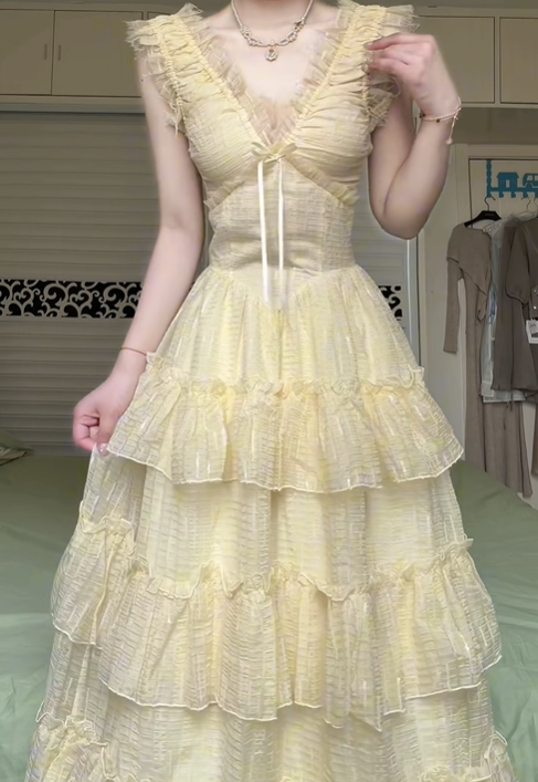 Pale Yellow V‑Neck Sleeveless Long Evening Gown, Ruffle Tulle Tiered Cake Skirt Formal Prom Dress gh9028