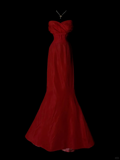 Red Vintage Mermaid Evening Gown, Strapless Sweetheart Neck With Twist Pleats, Fitted Waist, Floor‑Length Mermaid Skirt, Formal Prom Party Dress gh8891