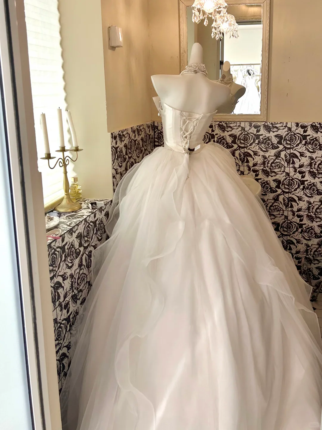 Ivory Strapless Waist-Cinched Voluminous Full Flared Skirt Romantic Dress, Wedding Gown gh7772