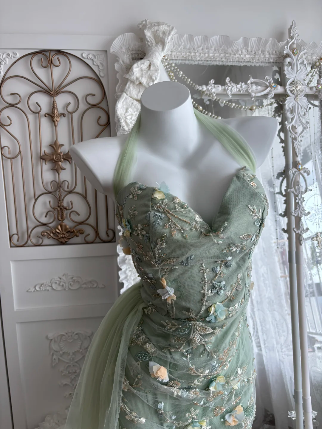 Light Green Halter Neck Floral Embroidered Waist-Cinched Mermaid Prom Gown & Evening Gown gh7352