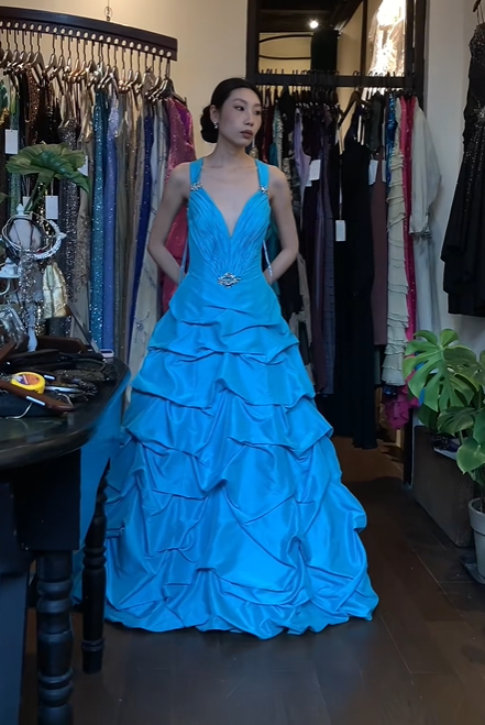 Turquoise Halter Deep V Long Formal Gown Rhinestone Tiered Ruffle Satin Ball Gown gh9657