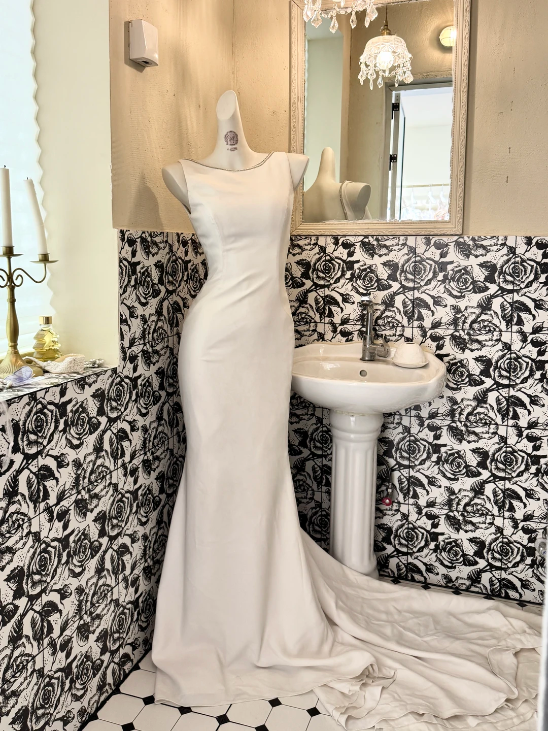 White Sleeveless Waist-Cinched Figure-Flattering Sexy Bodycon Long Romantic Dress, Wedding Gown gh7736