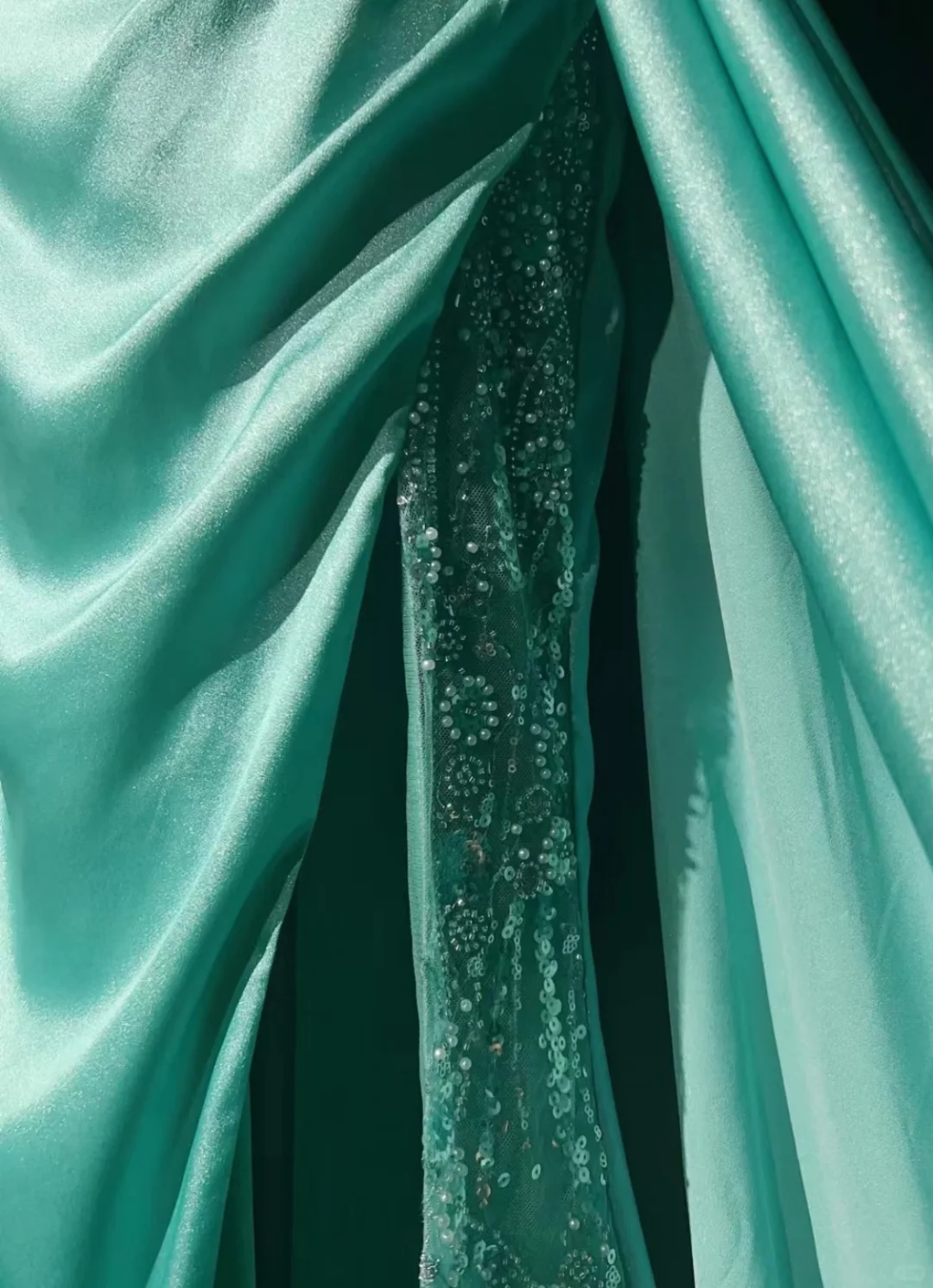 Spaghetti Straps Teal Prom Dress Sweetheart Neck Satin Hand Beaded High Slit Formal Gown gh9551