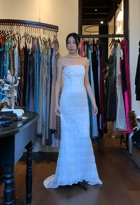 Strapless White Lace Evening Gown Sparkly Fabric Fitted Mermaid With Lace Train Long Prom Dress gh9701