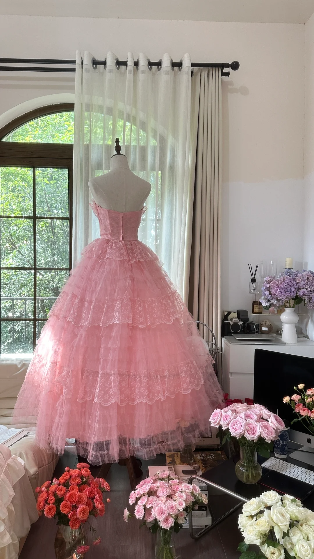 Rosa süße Mode elegante exquisite Spitze Bogen lange Tüll Spitze Prinzessin Ballkleid Abendkleid Geburtstagskleid Erwachsene Zeremonie Kleid gh4033