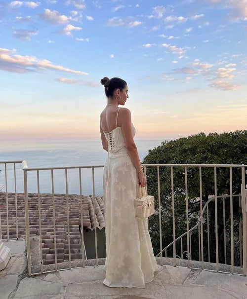 Robe de soirée longue élégante à bretelles spaghetti en tulle ivoire gh3014