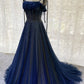 Dunkelblaues, wunderschönes, glänzendes Pailletten-Abendkleid aus langem, elegantem Tüll gh2578