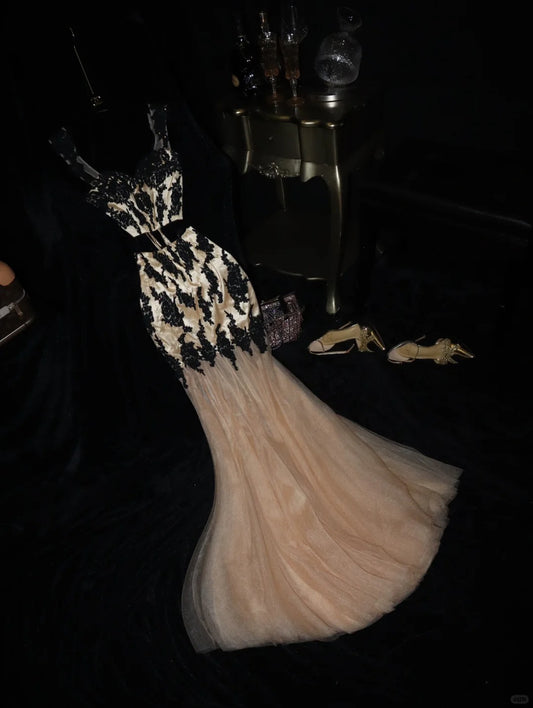 Robe de soirée longue en satin noir champagne avec appliques florales gh4423