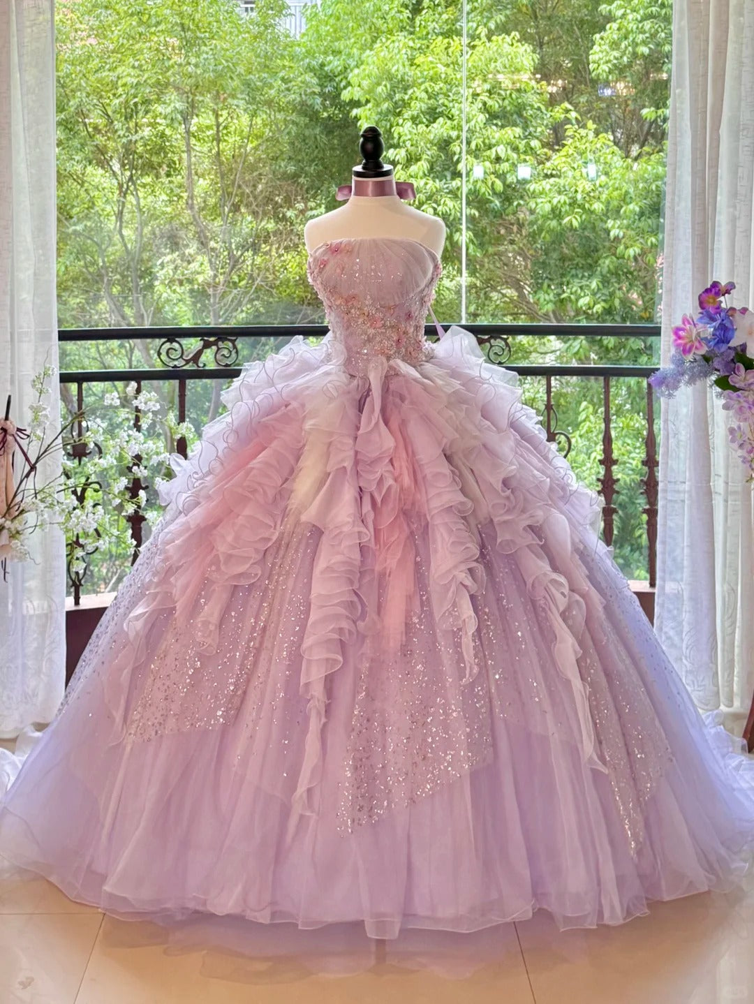 Girlhomeshops - Robe de Quinceanera rose violet, magnifique robe élégante et brillante à paillettes florales, longue en tulle, robe de bal, robe de remise de diplôme gh5001