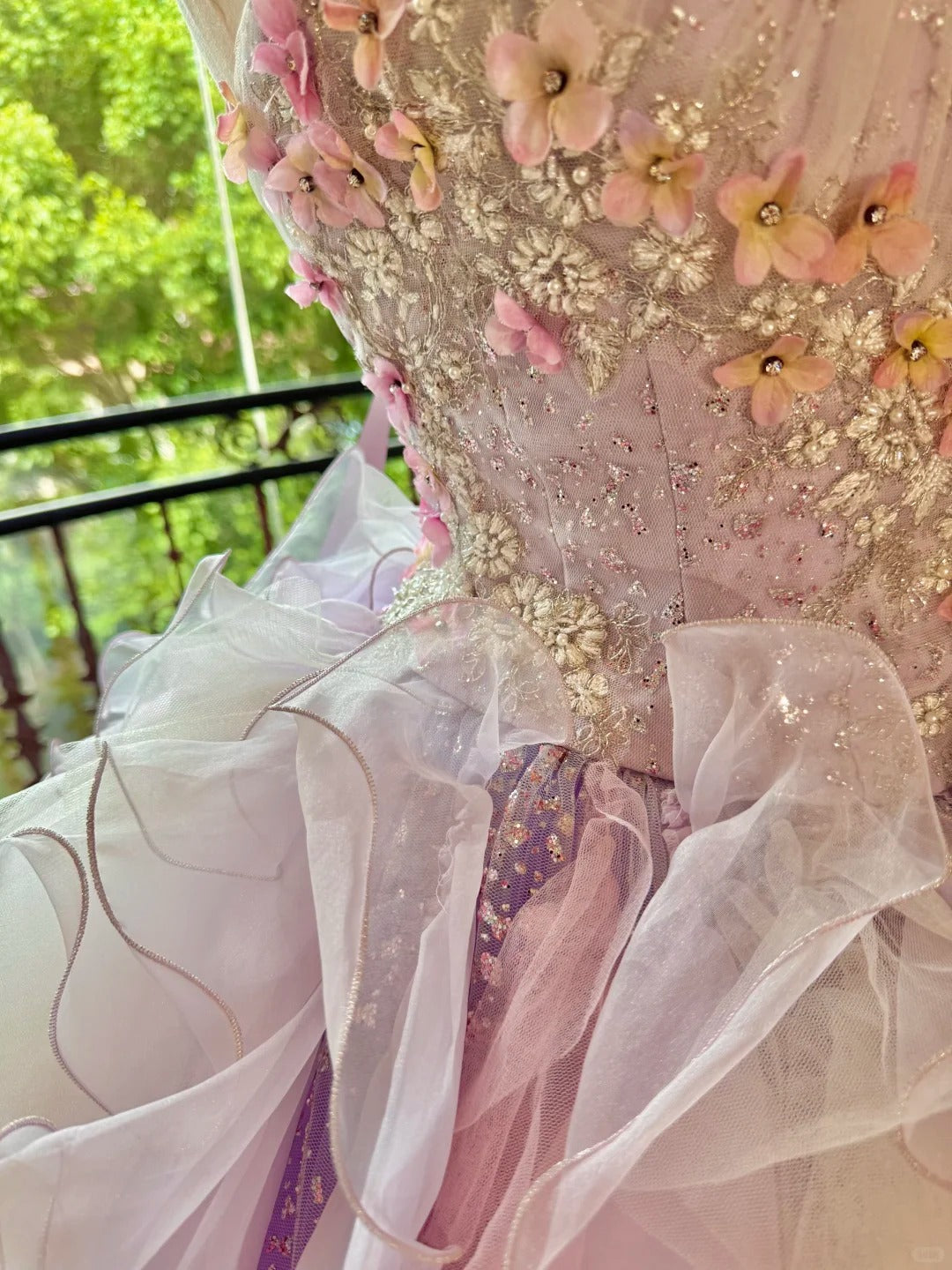 Girlhomeshops - Robe de Quinceanera rose violet, magnifique robe élégante et brillante à paillettes florales, longue en tulle, robe de bal, robe de remise de diplôme gh5001