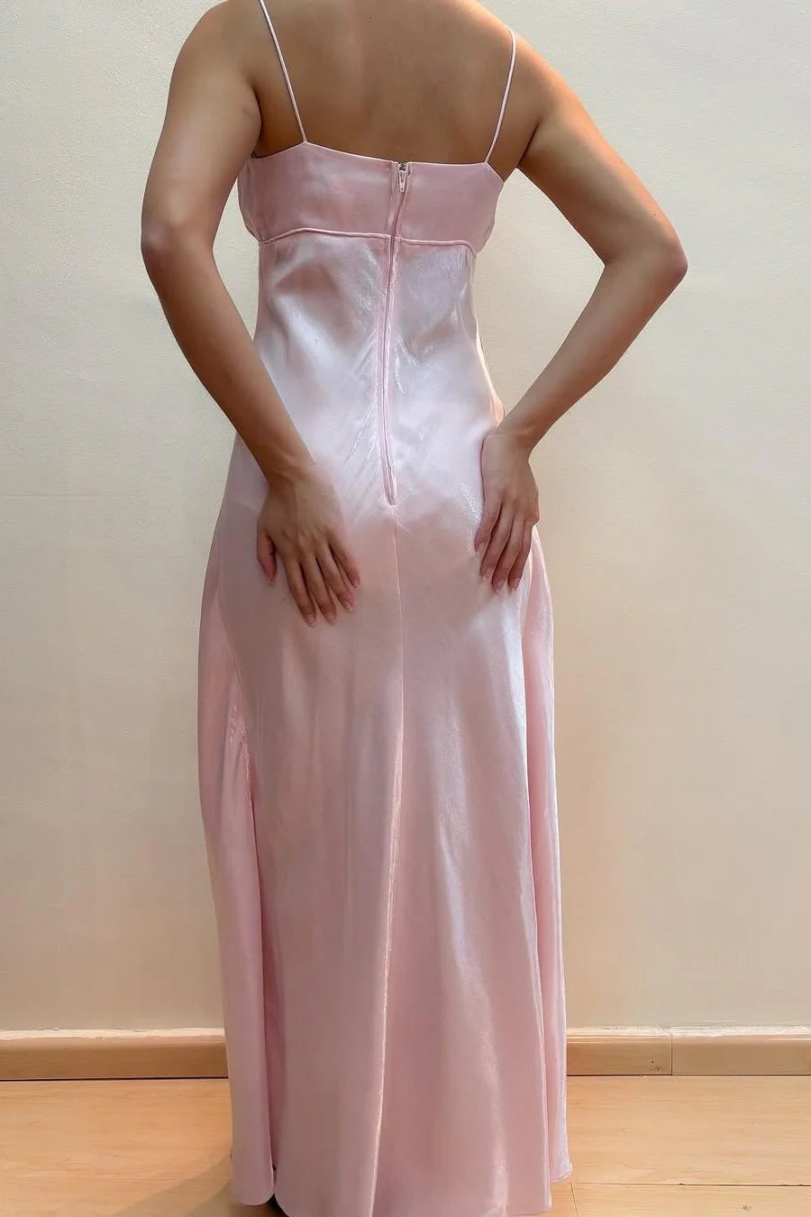 girlhomeshops-- Robe de soirée rose style fée, coupe trapèze, bretelles spaghetti, taille haute, sans manches, longue, en satin, gh5724