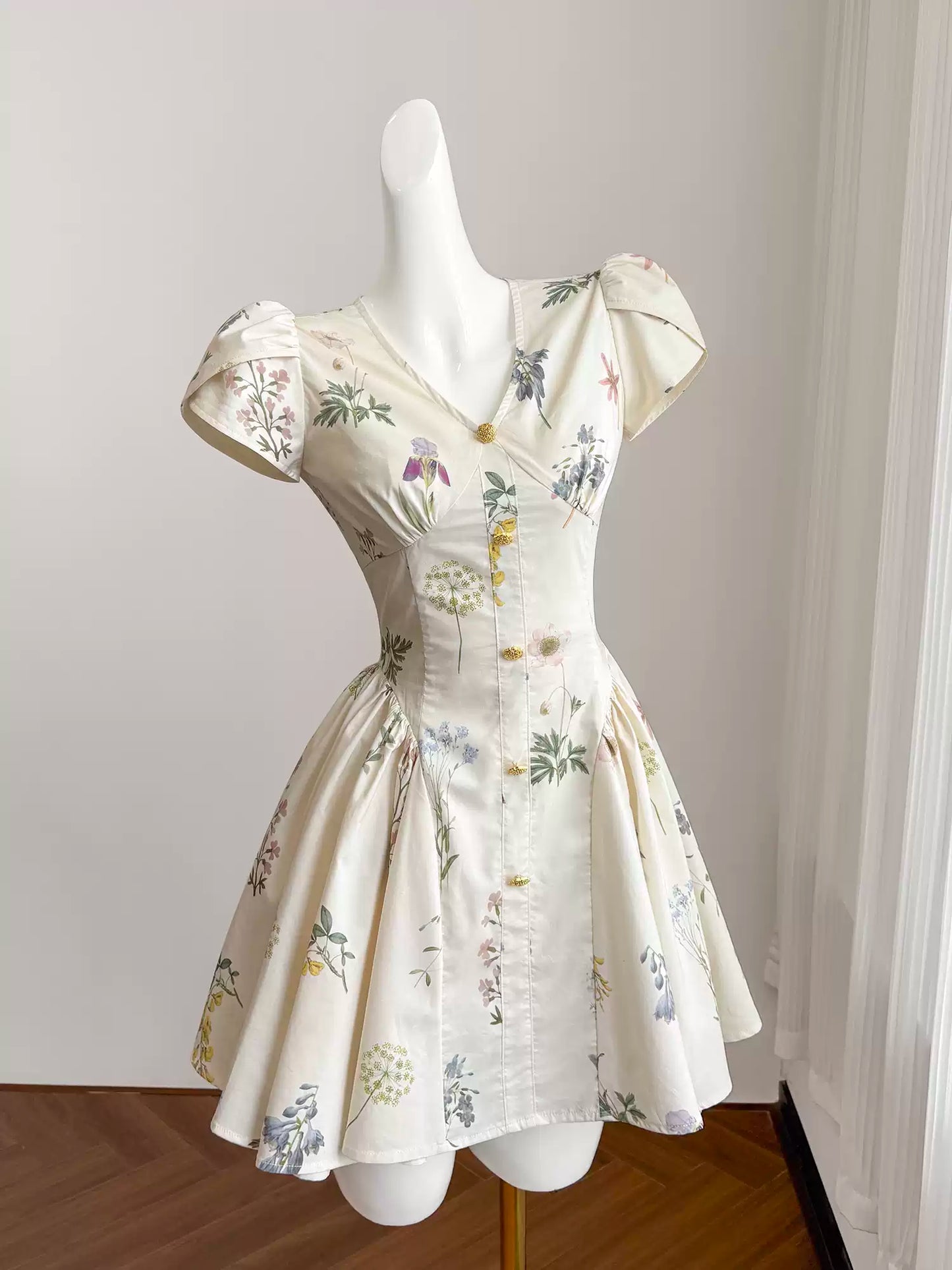Französisches Retro-Heimkehrkleid mit Pflanzendruck für Frauen, Sommer, kurzes Nischendesign 11288
