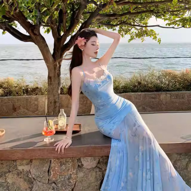 Stylish lace-trimmed spaghetti strap dress, new summer style, waist-cinching, youthful printed mesh fishtail maxi dress  11451