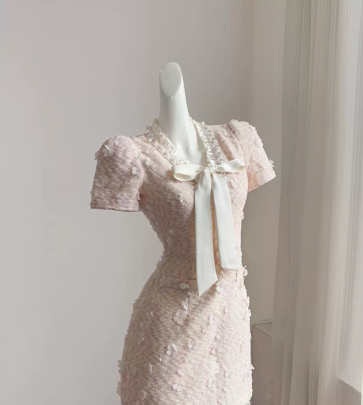 Rosa Retro-Heimkehrkleid im Chanel-Stil für Damen, Sommer, kurzes, zierliches High-End-Kleid 11290