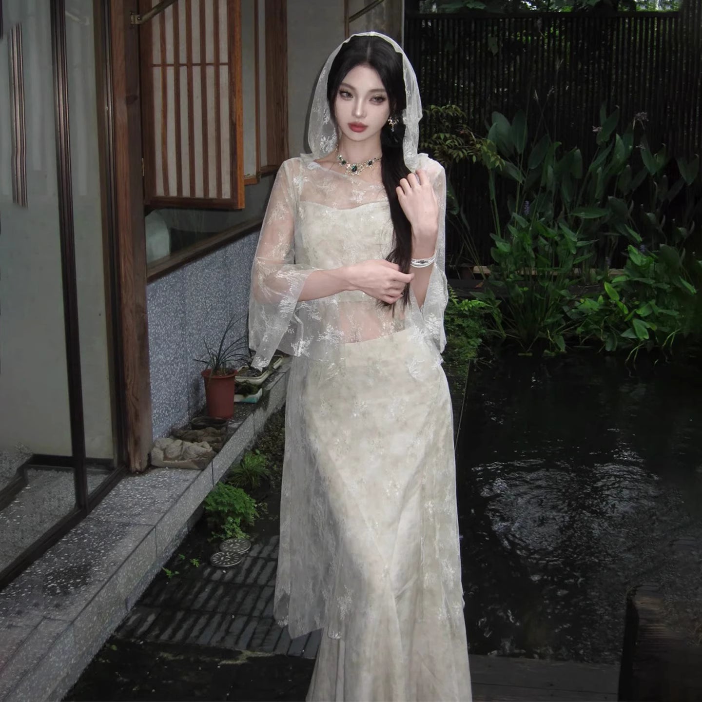Neues Damenkleid 11883