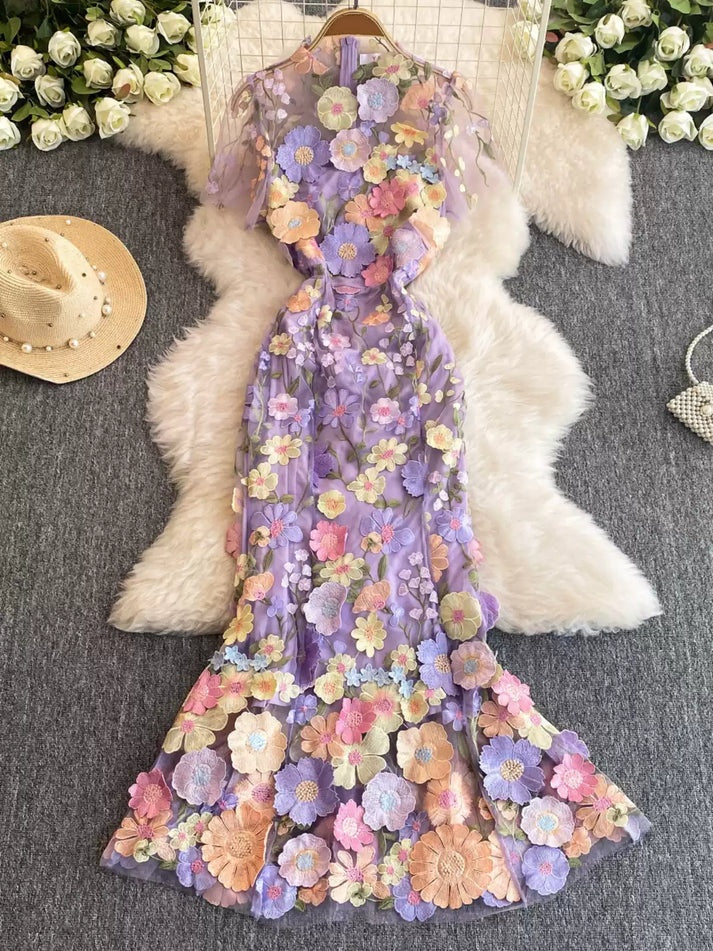 Palast-Stil schöne schwere Arbeit dreidimensionale Blumenstickerei Stickerei Urlaub am Meer Kleid Morgenmantel weibliche Braut High-End 11286