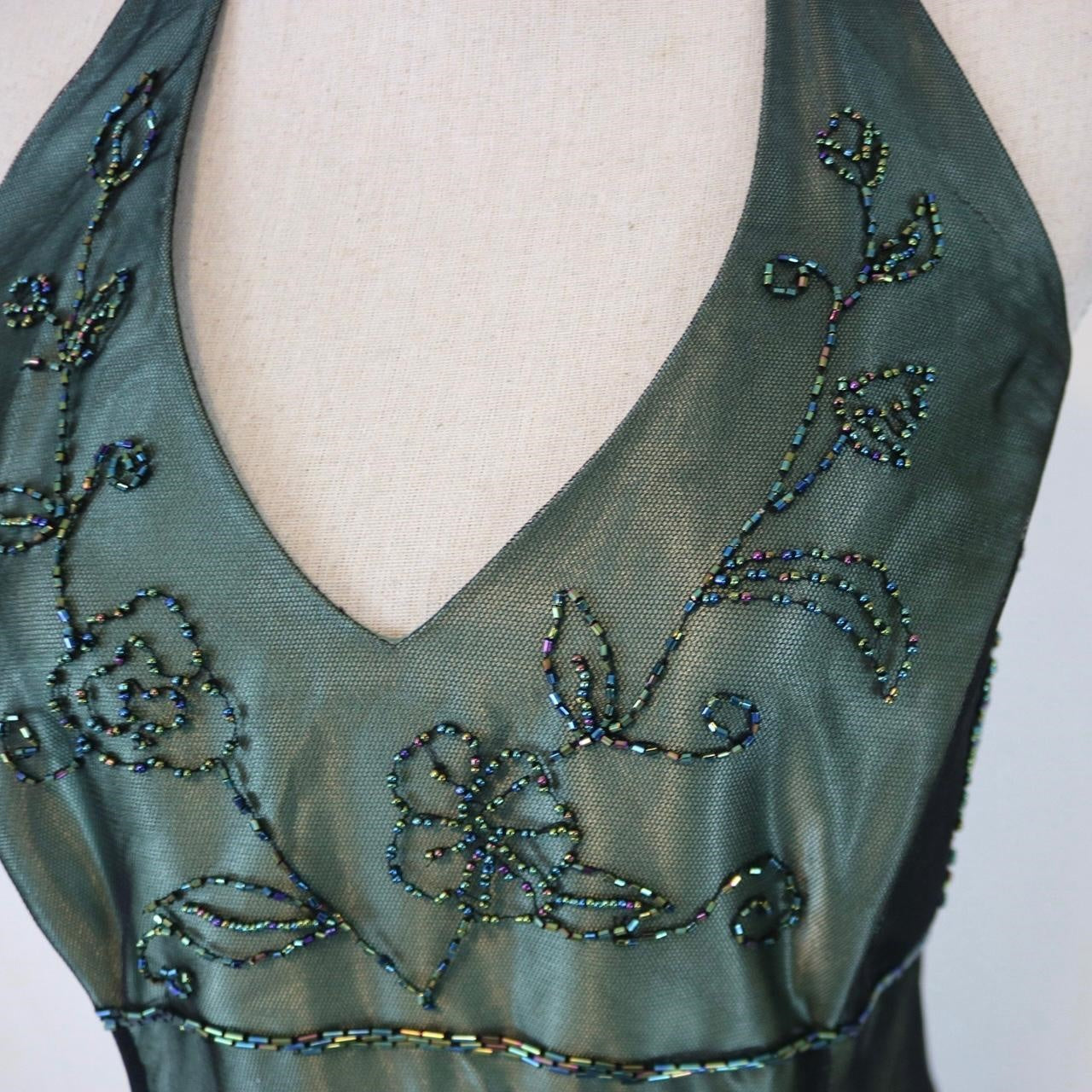 Robe de soirée longue en mousseline de soie et tulle, style empire, vert, vintage, ombré, florale, perles, col licou, gh3606