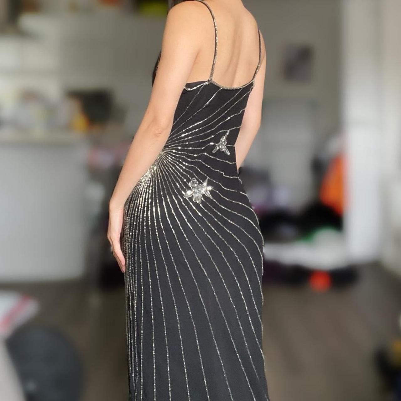 Robe de soirée longue en mousseline de soie et tulle, élégante et sophistiquée, style vintage, avec des papillons argentés et des perles, gh3722