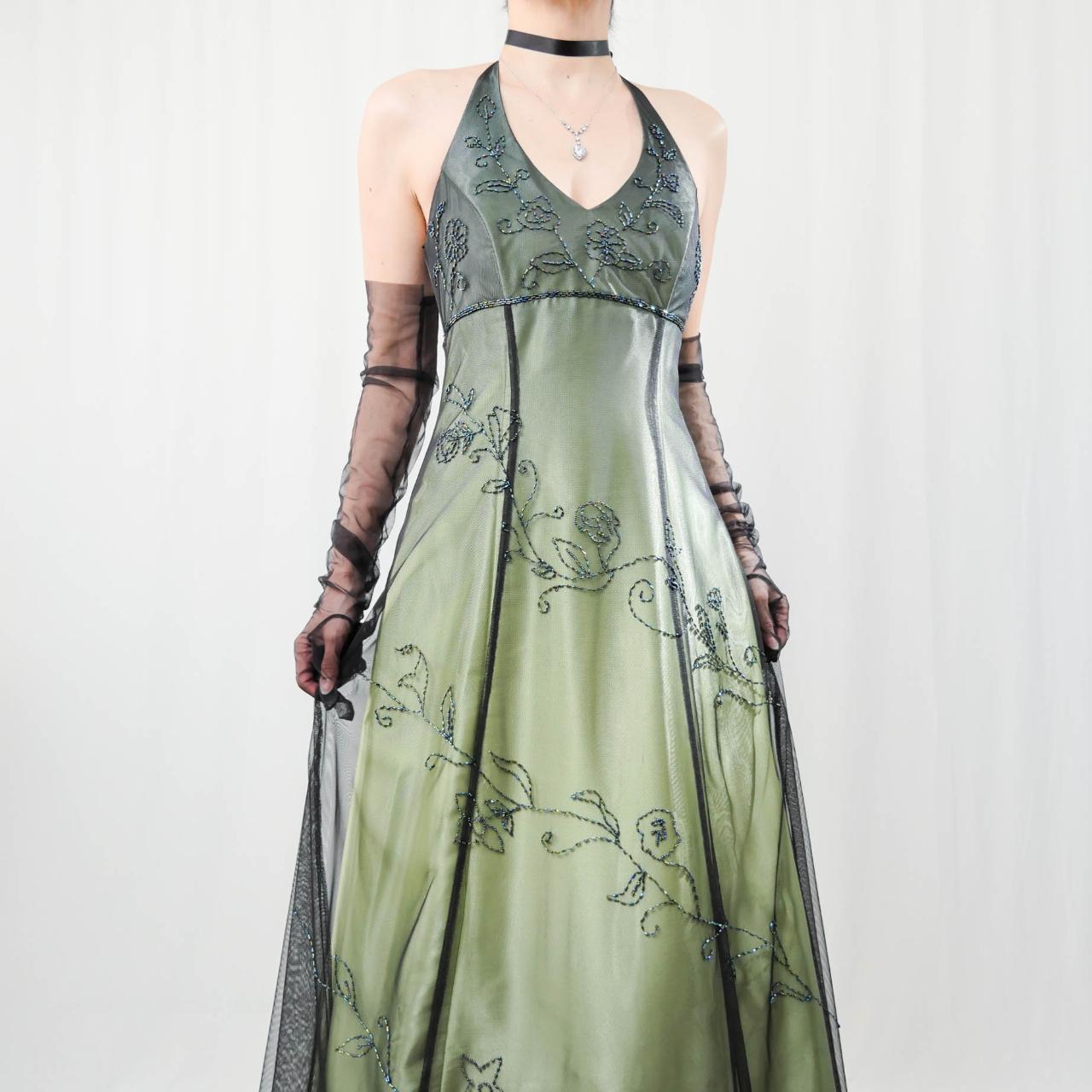 Robe de soirée longue en mousseline de soie et tulle, style empire, vert, vintage, ombré, florale, perles, col licou, gh3606