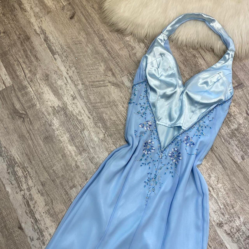 girlhomeshops – Blaue modische Hosenträger, exquisite Perlenbesatz, wunderschöner offener Rücken, Schlitz, Chiffon, Ballkleid, langes Abendkleid, gh5611