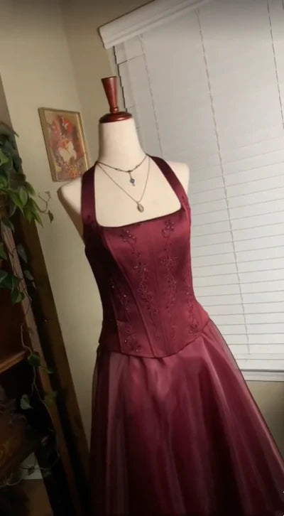 Burgunderrotes, elegantes, glänzendes, mit Perlen besetztes, langes Tüll-Ballkleid, Abendkleid, Partykleid gh3457