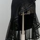 Robe de bal longue/mi-longue en mousseline de soie, noire, vintage, col licou, broderie florale rose, gh4652