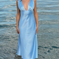 Robe de soirée longue en satin bleu simple et élégante à col en V gh3165
