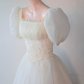Vintage-Palastkleid mit Puffärmeln aus Spitze | Tüll-Maxikleid mit taillierter Schleppe gh6420