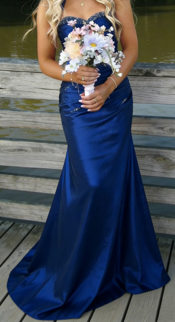 Robe rétro pour anniversaire gh6694