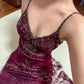 girlhomeshops-Burgunderfarbenes Satin-Spitzenkleid mit Spaghettiträgern, asymmetrischem Saum, Perlen- und Paillettenbesatz gh6308