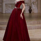 Girlhomeshops - Burgunderrotes, elegantes, langes Ballkleid aus Samt mit Strasssteinen und Perlen, Abendkleid gh5073