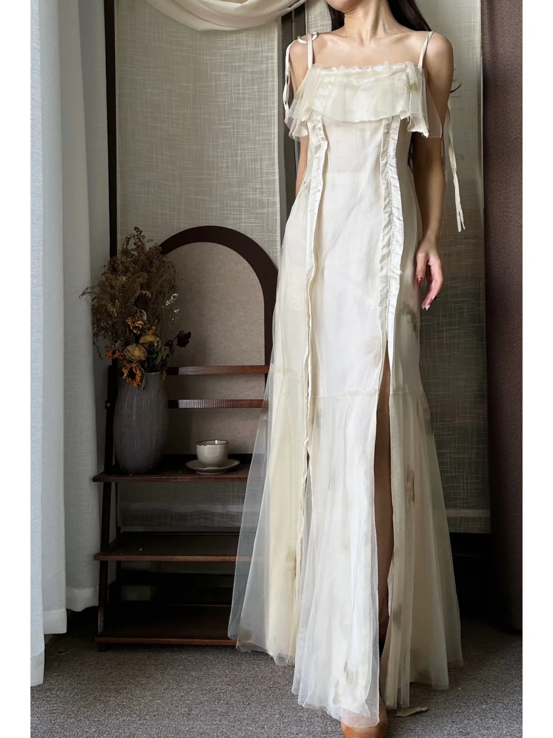 Off‑White Vintage Washed‑Tie‑Dye Slip Gown, Ruffled Overlay Square Neck, Adjustable Tie‑Up Spaghetti Straps, Side Ruched Waist, Sheer Tulle Overlay, High‑Slit Floor‑Length Skirt,  Oil‑Painting Style Photoshoot Elopement Wedding Dress gh8854