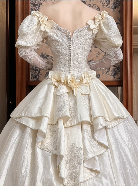 Ivory Vintage Wedding Ball Gown, Off‑the‑Shoulder Puff Short Sleeves With 3D Bows, Sweetheart Neck, Sheer Lace Long Sleeves, Beaded Lace Appliqués Fitted Bodice, Voluminous A‑Line Skirt With Scalloped Lace Hem, Prom Dress gh8659