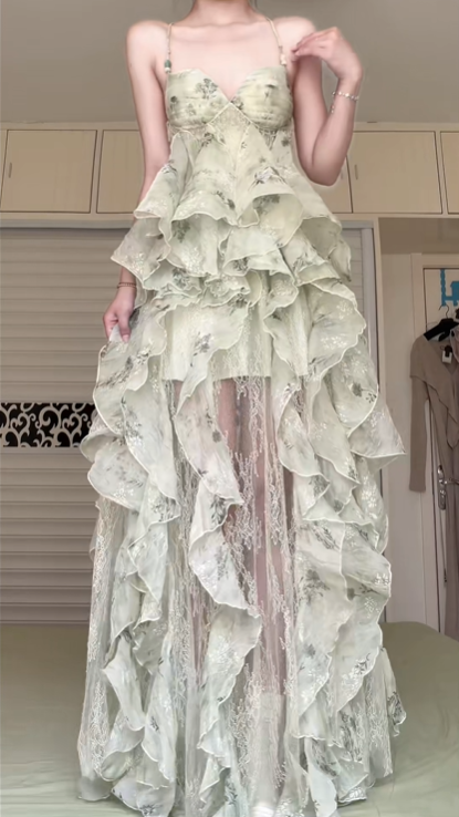 Sage Green Floral Print Spaghetti Strap Long Evening Gown, V‑Neck Bustier Bodice, Multi‑Layer Ruffled Cake Skirt, Sheer Lace High‑Slit Formal Dress gh8939