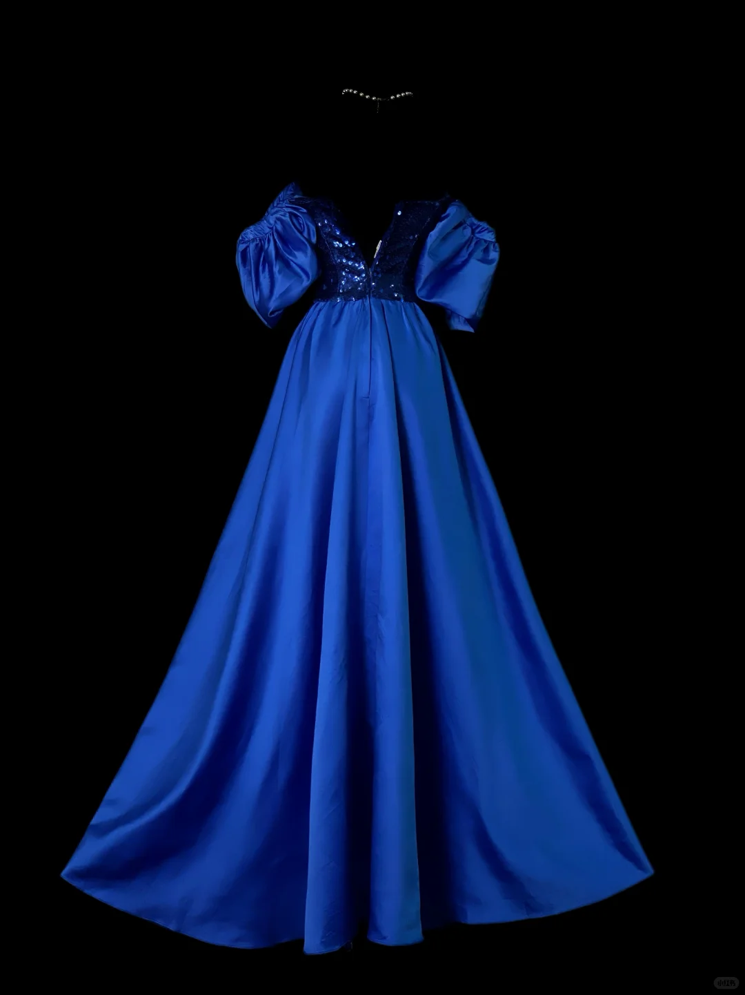 Royal Blue Vintage Ball Gown, Off‑Shoulder Puff Short Sleeves, Sequin Sweetheart Bodice, Fitted Waist, Satin A‑Line Floor‑Length Skirt, Princess Prom Evening Dress gh8881