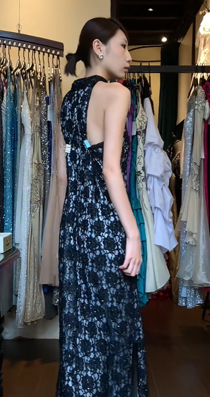 Black Halter High Neck Evening Gown Sleeveless Floral Lace Beaded High Slit Long Prom Dress gh9720