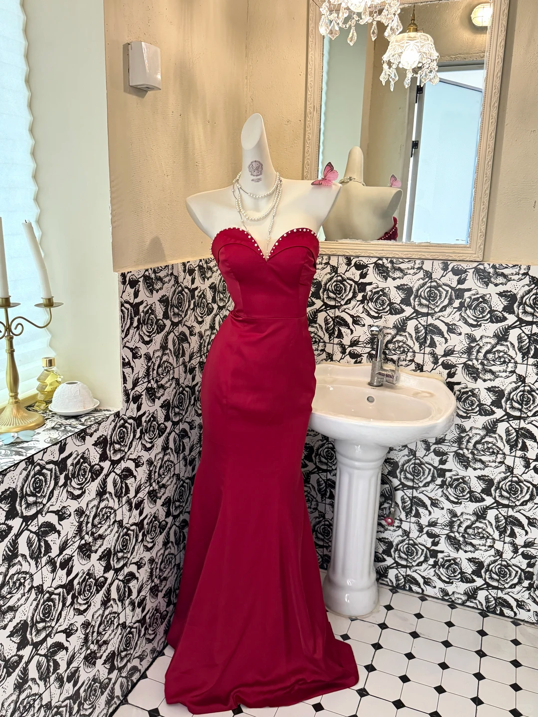 Burgundy Strapless Waist-Cinched Fitted Mermaid Sexy Vintage Romantic Gown gh7556