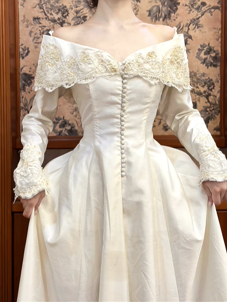 Ivory Vintage Satin Off‑Shoulder Wedding Gown, Pearl Button Lace Bridal Prom Dress gh8722
