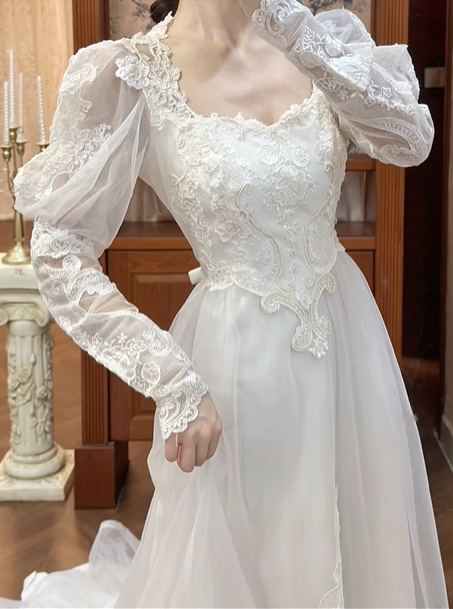 White Vintage Tulle Wedding Prom Dress, Square Neck Puff Sheer Lace Sleeves, Lace Appliqués, Multi‑Tier Ruffle Long Train gh8717
