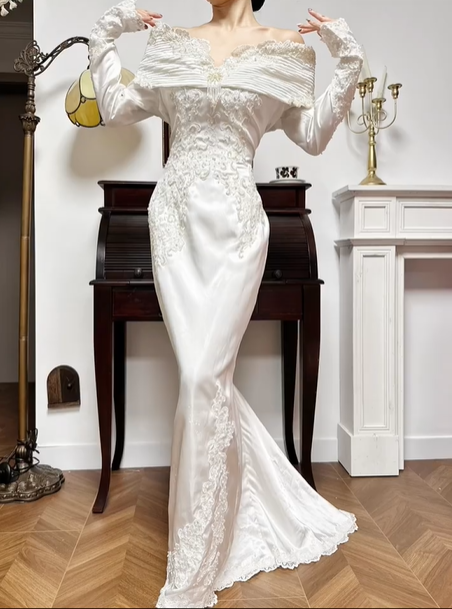 Ivory Vintage Off‑the‑Shoulder Satin Mermaid Lace‑Appliqué Long Train Wedding Dress gh8769