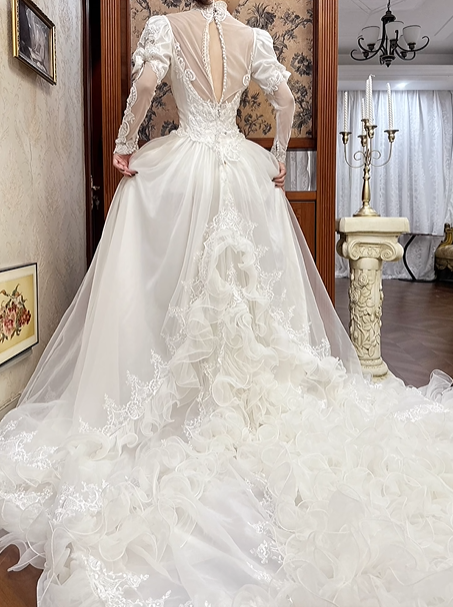 Ivory Vintage Tulle Ball Gown Wedding Prom Dress, Lace High Neck Illusion Sweetheart, Leg‑of‑Mutton Lace 3/4 Sleeves, Pearl Lace Appliqués, Lace Ruffled Long Train gh8691