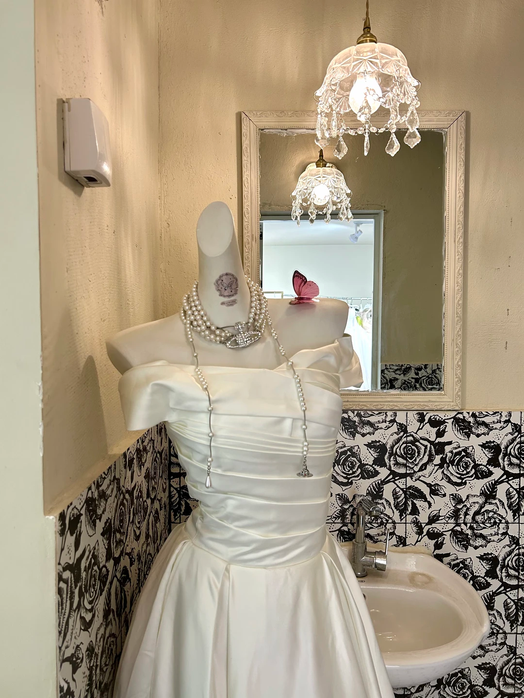 White Satin Off-the-Shoulder Waist-Cinched Long Elegant Romantic Dress, Wedding Gown gh7579
