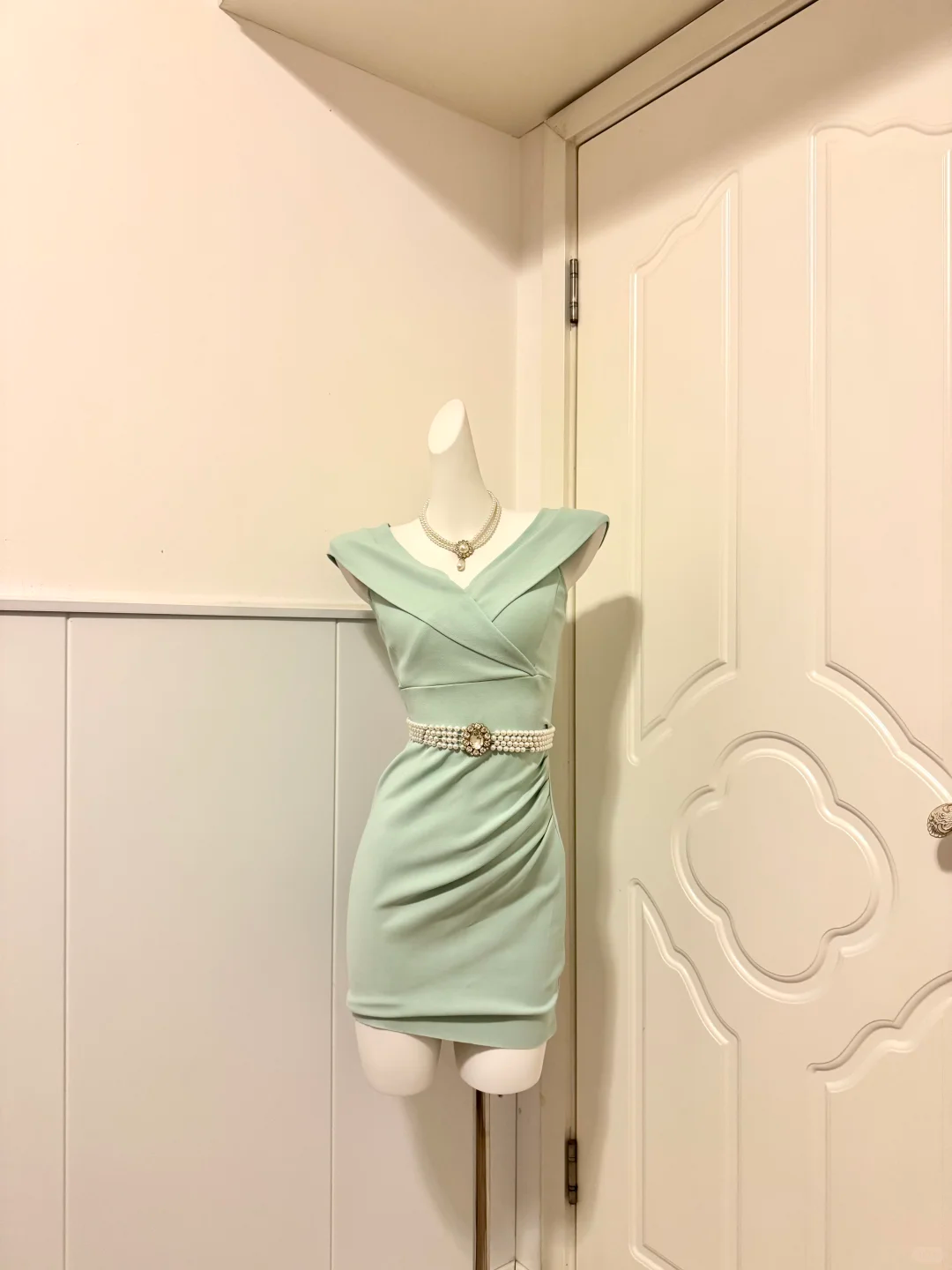 Sage Green Homecoming Dress Off Shoulder V Neck Bodycon Cocktail Party Gown gh9368