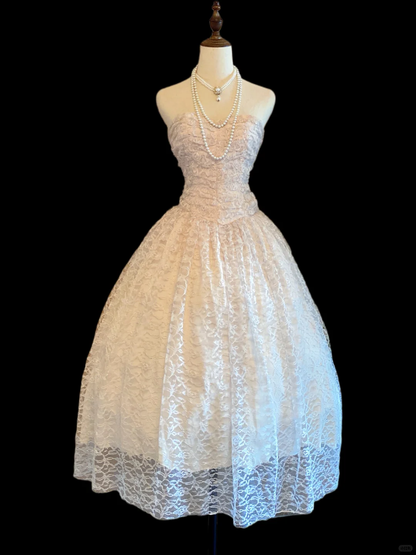 Vintage Blush White Lace Midi Ball Gown, Strapless Sweetheart Neck, Ruched Bodice, Full A‑Line Midi Skirt, Retro Short Bridal Prom Dress gh8902
