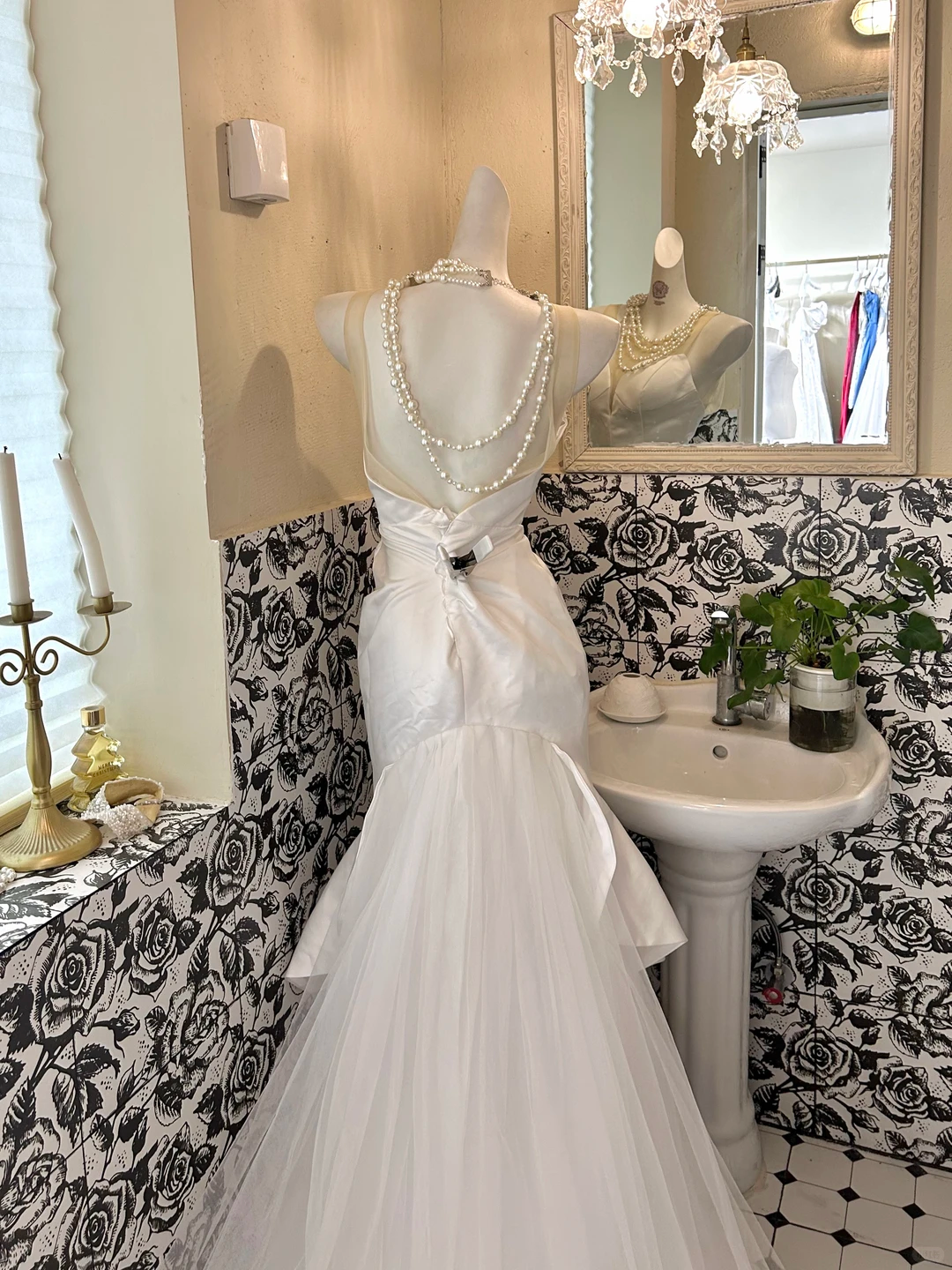 White Sleeveless Waist-Cinched Slim Fit Mermaid Long Romantic Dress, Wedding Gown gh7628